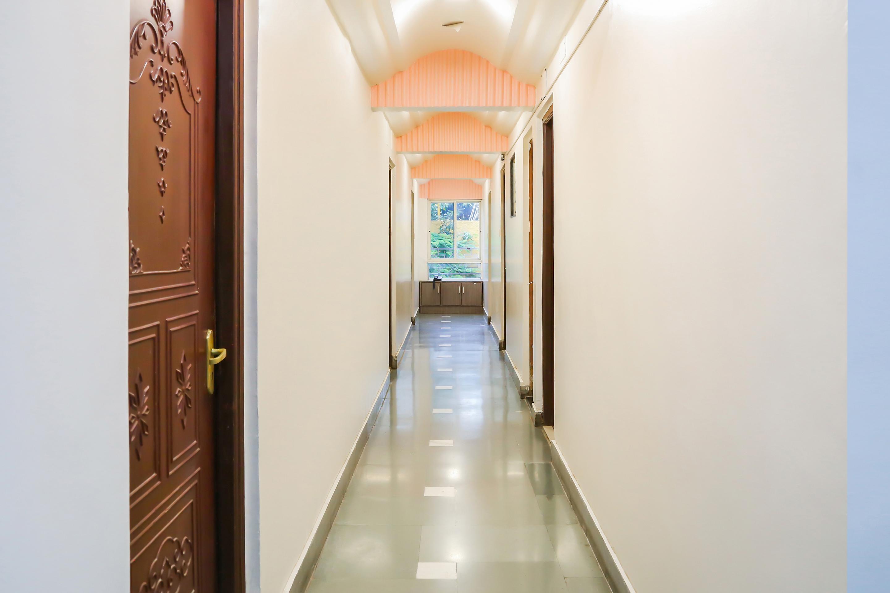 FabHotel Nandanvan Poona Buitenkant foto